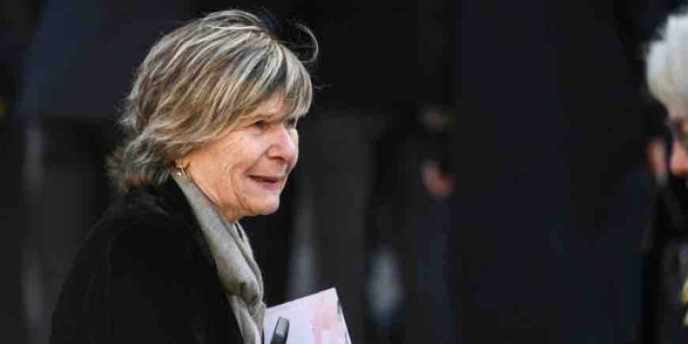 Soupçon de chantage sur Karine Le Marchand : Mimi Marchand jugée fin mai