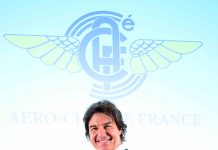 L’acteur Tom Cruise reçoit un Oscar d’honneur pour l’ensemble de sa carrière lors de la cérémonie des Governors Awards