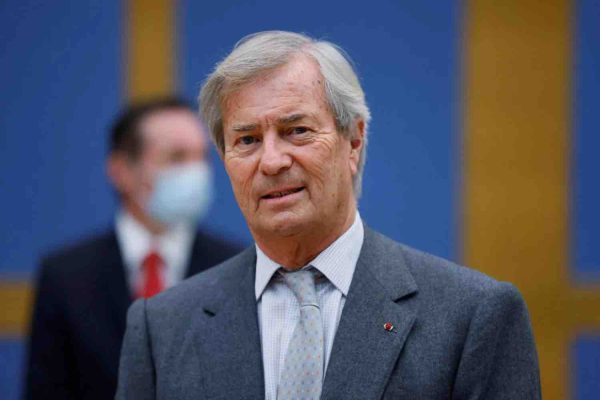 Crispation entre l’Elysée et les médias Bolloré