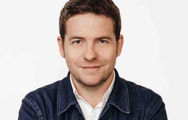 G. LEYMERGIE (BBC Studios) : «Ghosts : fantômes en héritage» : trouver un équilibre pour répondre aux attentes de TF1 et de Disney+»