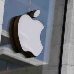 Apple : John Ternus prend les rênes du groupe, après 15 ans de règne de Tim Cook