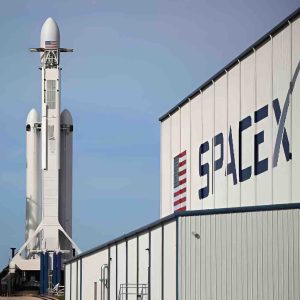 Les partis d’opposition en Italie renouvellent leur opposition à un contrat de cybersécurité entre Rome et la société SpaceX d’Elon Musk
