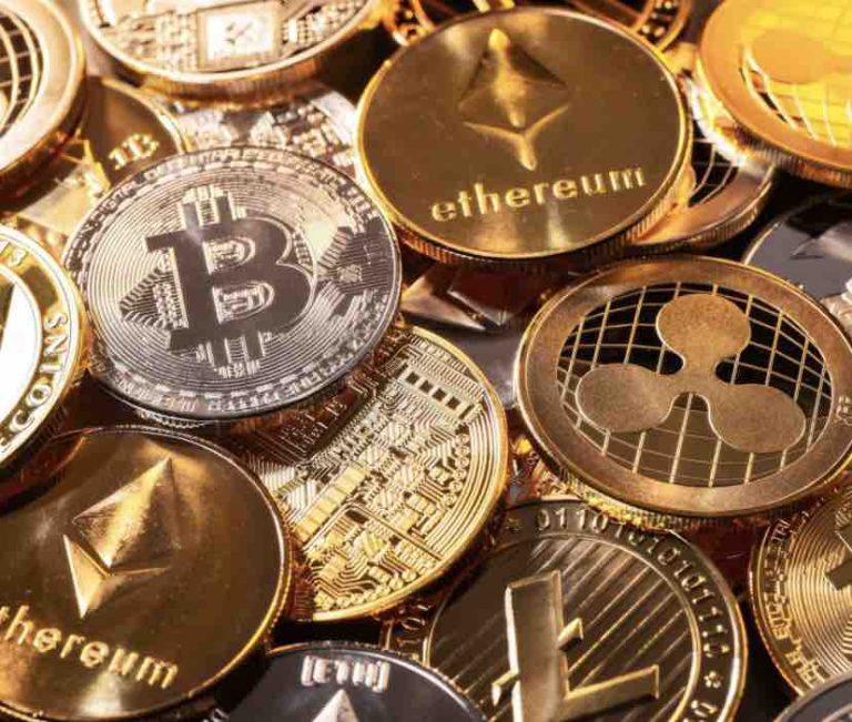 Démantèlement en France d’un vaste réseau de blanchiment d’escroquerie aux faux investissements en cryptomonnaie