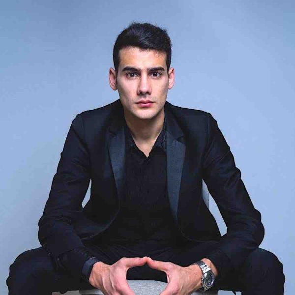Mario Nawfal, intervieweur des sphères conservatrices