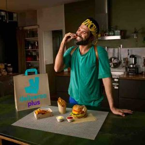 TF1 PUB : Deliveroo repart à l’aventure avec «Koh-Lanta» pour une année consécutive