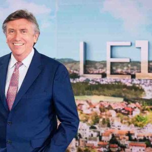 TF1 : fin d’une époque au JT de 13H00, Jacques Legros passe le flambeau cet été à Isabelle Ithurburu