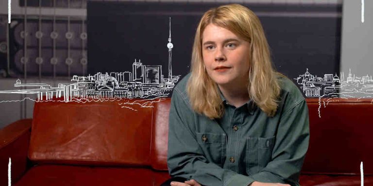 ARTE : la chanteuse Zaho de Sagazan invitée de «Karambolage» dimanche 27 avril