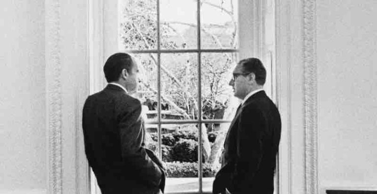 HISTOIRE TV : l’inédit «Vietnam, Nixon & Kissinger : la stratégie du fou» mercredi 30 avril