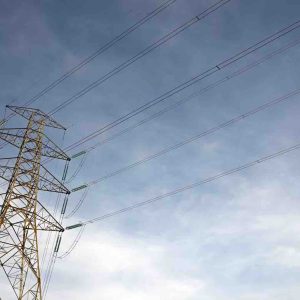 Le gestionnaire du réseau électrique espagnol écarte la piste d’une cyberattaque pour expliquer l’origine de la panne géante
