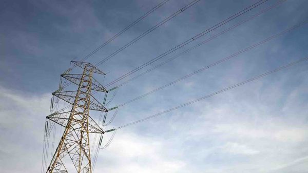 Le gestionnaire du réseau électrique espagnol écarte la piste d’une cyberattaque pour expliquer l’origine de la panne géante