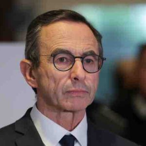 Le ministre de l’Intérieur, Bruno Retailleau, souhaite la «fouille des téléphones» des personnes en situation irrégulière