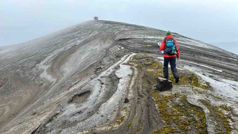 USHUAÏA TV : «Du fond de l’océan, une île nouvelle: Histoire de Surtsey» mardi 29 avril à 20h50