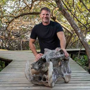 USHUAÏA TV : la série inédite «À la rencontre des hippopotames avec Steve Backshall» vendredi 16 mai