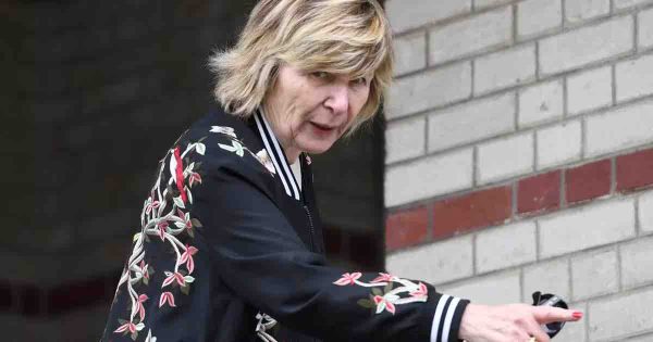 Mimi Marchand, reine déchue des paparazzi