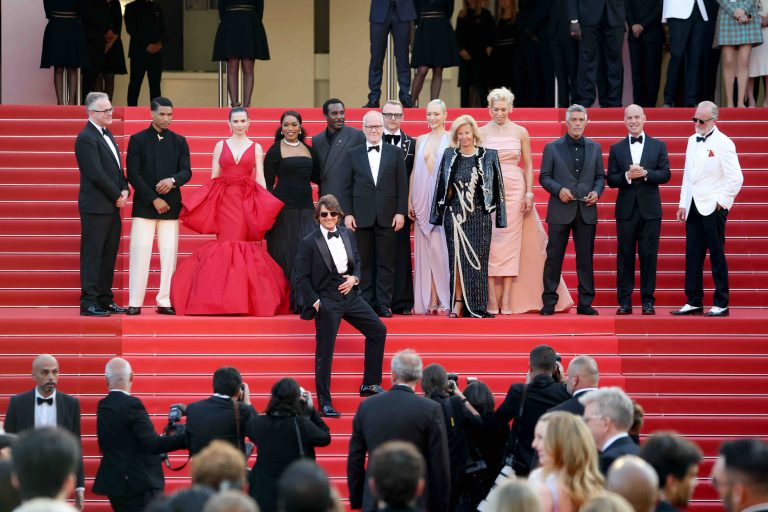 «Mission: Impossible» : à Cannes, Tom Cruise présente le 8ème volet d’une saga aux millions de fans