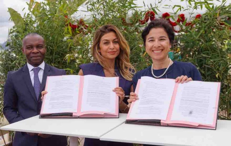 TV5MONDE et l’Institut Français renforcent leur alliance stratégique au service de la langue française