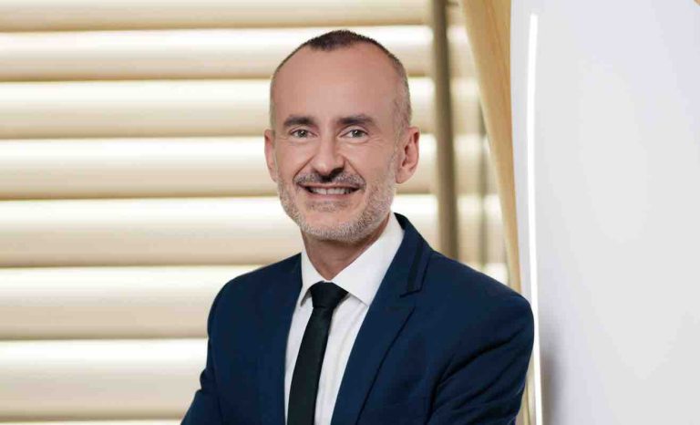 C. SOMMET (TF1) : «Pour chaque production initiée, nous travaillons avec les producteurs pour réduire l’empreinte carbone»