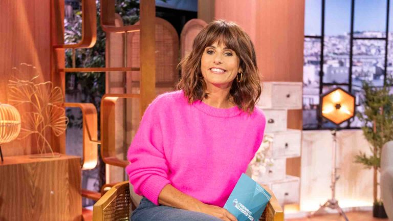 Faustine Bollaert va remplacer Laurence Boccolini aux commandes des «Enfants de la télé» à la rentrée
