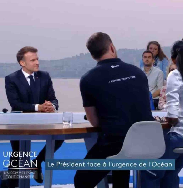 France 2 : quelque 1,57 million de téléspectateurs ont suivi mardi soir l’émission spéciale consacrée aux océans avec Emmanuel Macron