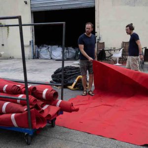 Seconde vie à Marseille pour le mythique tapis rouge du festival de Cannes