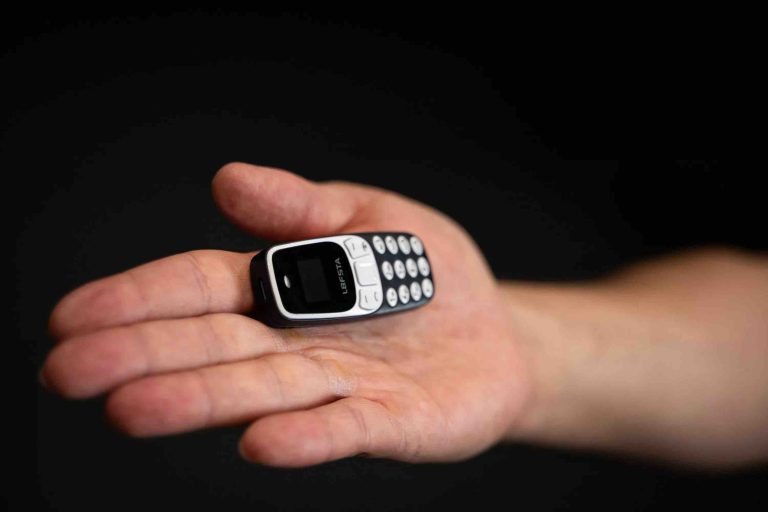 Un homme de 24 ans mis en examen dans l’enquête «Prison break» sur la vente de téléphones miniatures en prison