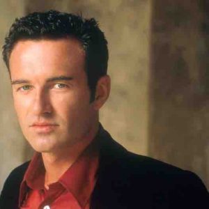 6ter : hommage à Julian McMahon avec l’intégrale de la série «Charmed» dès le 14 juillet