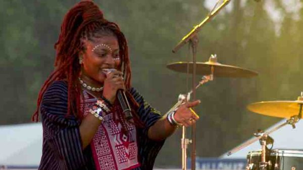 RFI diffuse ce vendredi le concert de Queen Rima, lauréate du Prix Découvertes RFI