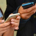 Vers une interdiction des réseaux sociaux pour les moins de 15 ans en France