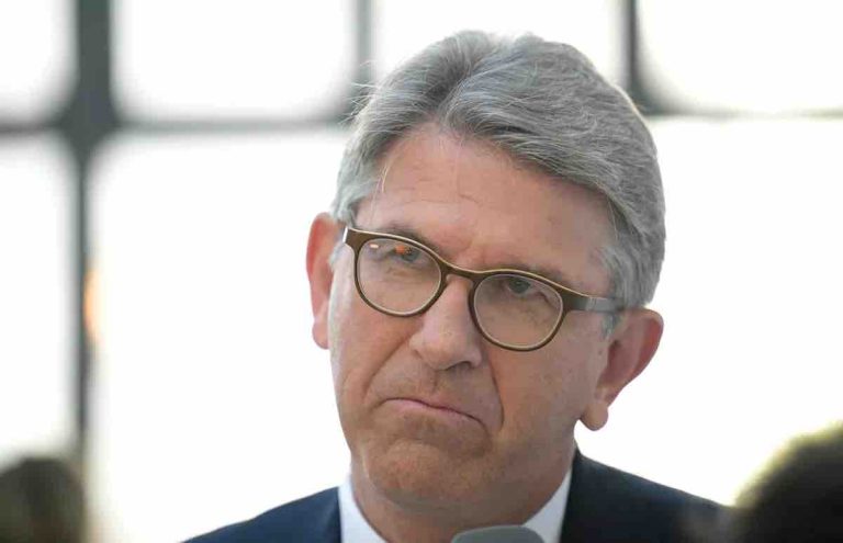 Le ministre allemand Wolfram Weimer réclame le démantèlement et une fiscalité plus stricte pour Google dans l’UE