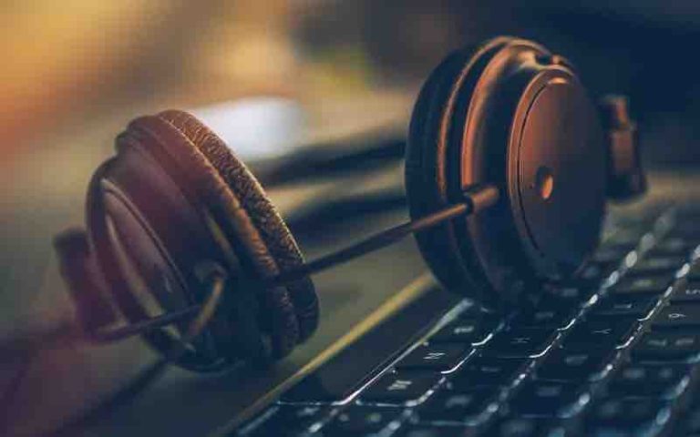 Les éditeurs accusent les géants de la tech de «pillage» musical