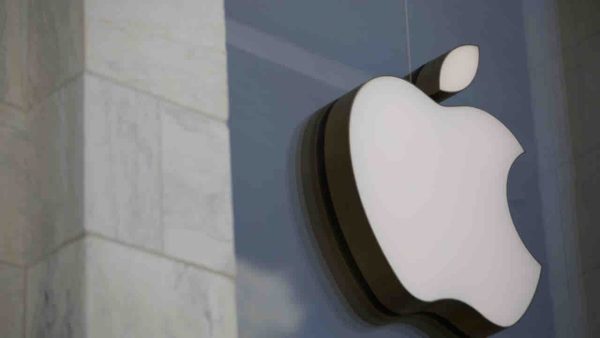 Nouvel iPhone attendu : Apple sous pression sur l’IA et les droits de douane
