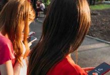 Australie : Meta et TikTok interdisent l’accès aux moins de 16 ans