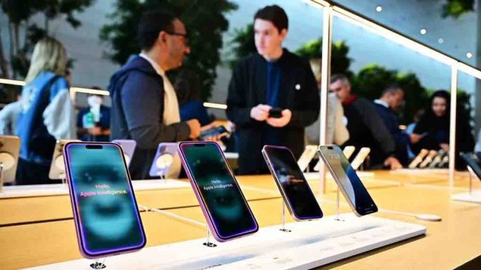 Vente d'iPhone - Apple sanctionné pour avoir imposé des clauses défavorables aux opérateurs dans ses contrats