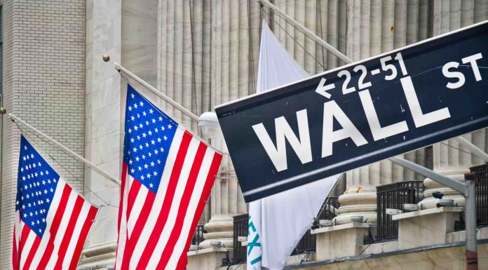 SpaceX, OpenAI et Anthropic, trois colosses attendues à Wall Street