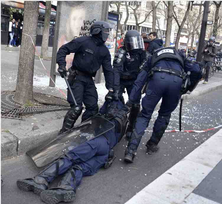 CNEWS/ «100% Politique» : «Violences anti-flics : le règne de l’impunité» jeudi 6 novembre