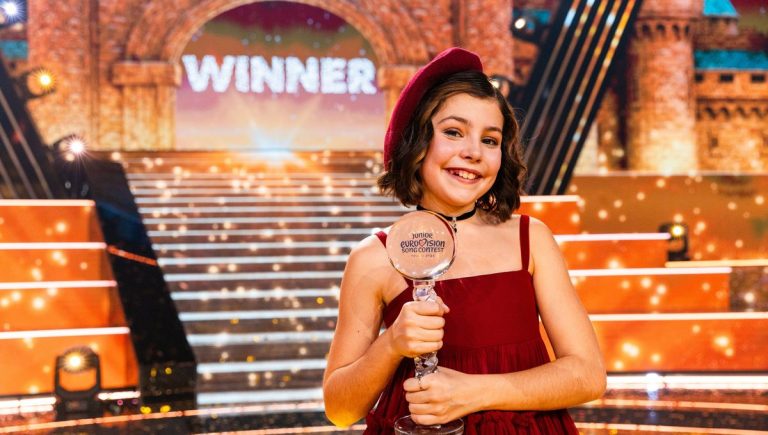 Eurovision Junior : Lou Deleuze offre à la France un 4ème sacre historique 
