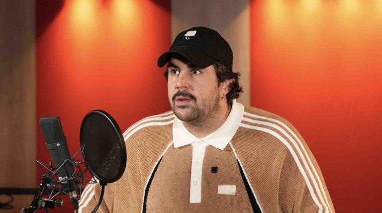 Artus prête sa voix au film d’animation «Biscuit le chien fantastique»