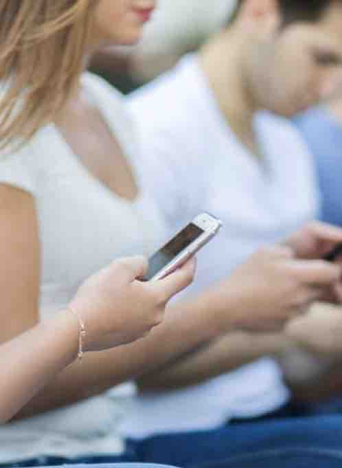 Chili : le Parlement approuve une loi interdisant l’utilisation des téléphones portables dans les écoles primaires et secondaires