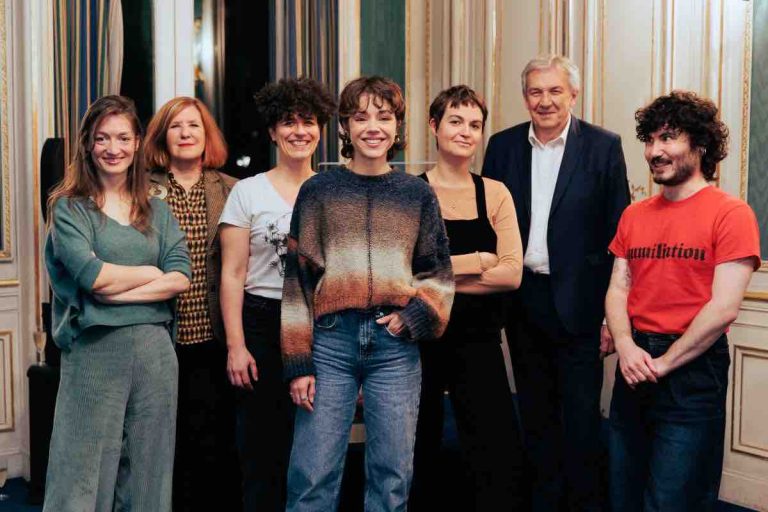 «Ma Mère est morte et c’est triste» lauréate du prix Gloria 2025