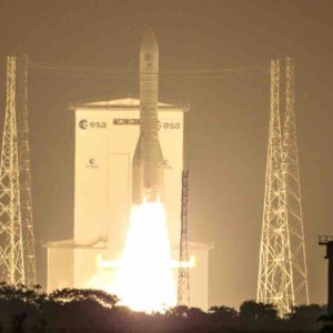 Ariane 6 : 1er lancement commercial en février avec 32 satellites Amazon Kuiper, et 7 à 8 vols prévus en 2026