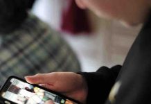 Australie/ réseaux : les géants de la tech ont bloqué 4,7 millions de comptes de mineurs suite à l’interdiction