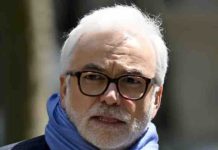 LFI saisit l’Arcom et la justice après des propos de Pascal Praud sur les policiers face aux agriculteurs «blancs»