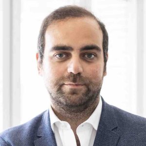 A. SAFAEE (Pathé Films) : «Le partenariat avec Peugeot s’inscrit dans notre volonté de réduire l’empreinte carbone de nos tournages»