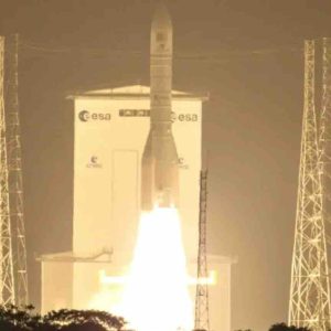 Constellation Amazon Leo : lancement de satellites avec SpaceX et Ariane 6 pour concurrencer Starlink