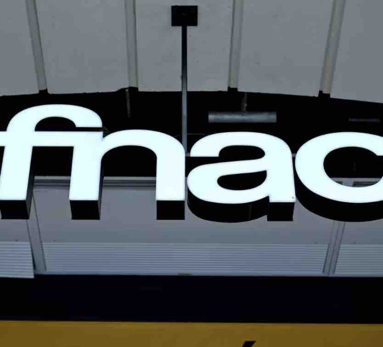 Fnac Darty enregistre une perte nette de 146 millions d’euros en 2025