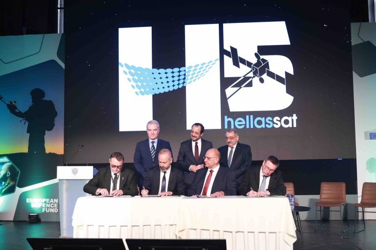 France, Grèce et Chypre misent sur le laser spatial pour des télécoms ultra-rapides