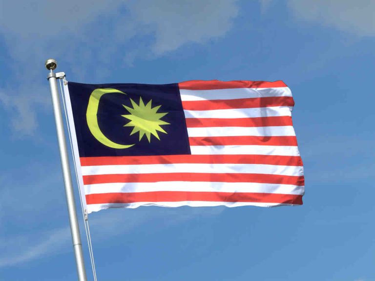 La Malaisie suspend les nouveaux data centers non liés à l’IA pour préserver électricité et eau