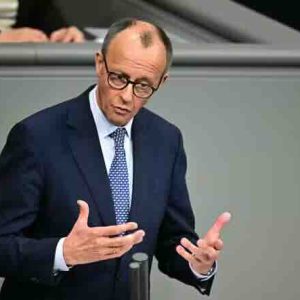 Le chancelier allemand Friedrich Merz plaide pour l’interdiction des réseaux sociaux aux mineurs