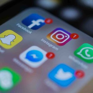 Réseaux sociaux coupés au Gabon: le gouvernement négocie avec Meta et TikTok