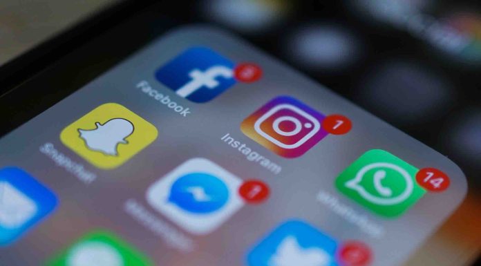 Médiamétrie : les 11-14 ans passent 1h47 par jour sur les réseaux sociaux